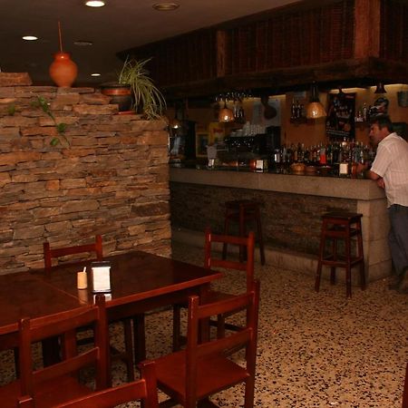 Hotel A Taberna De Vento Lalín Esterno foto