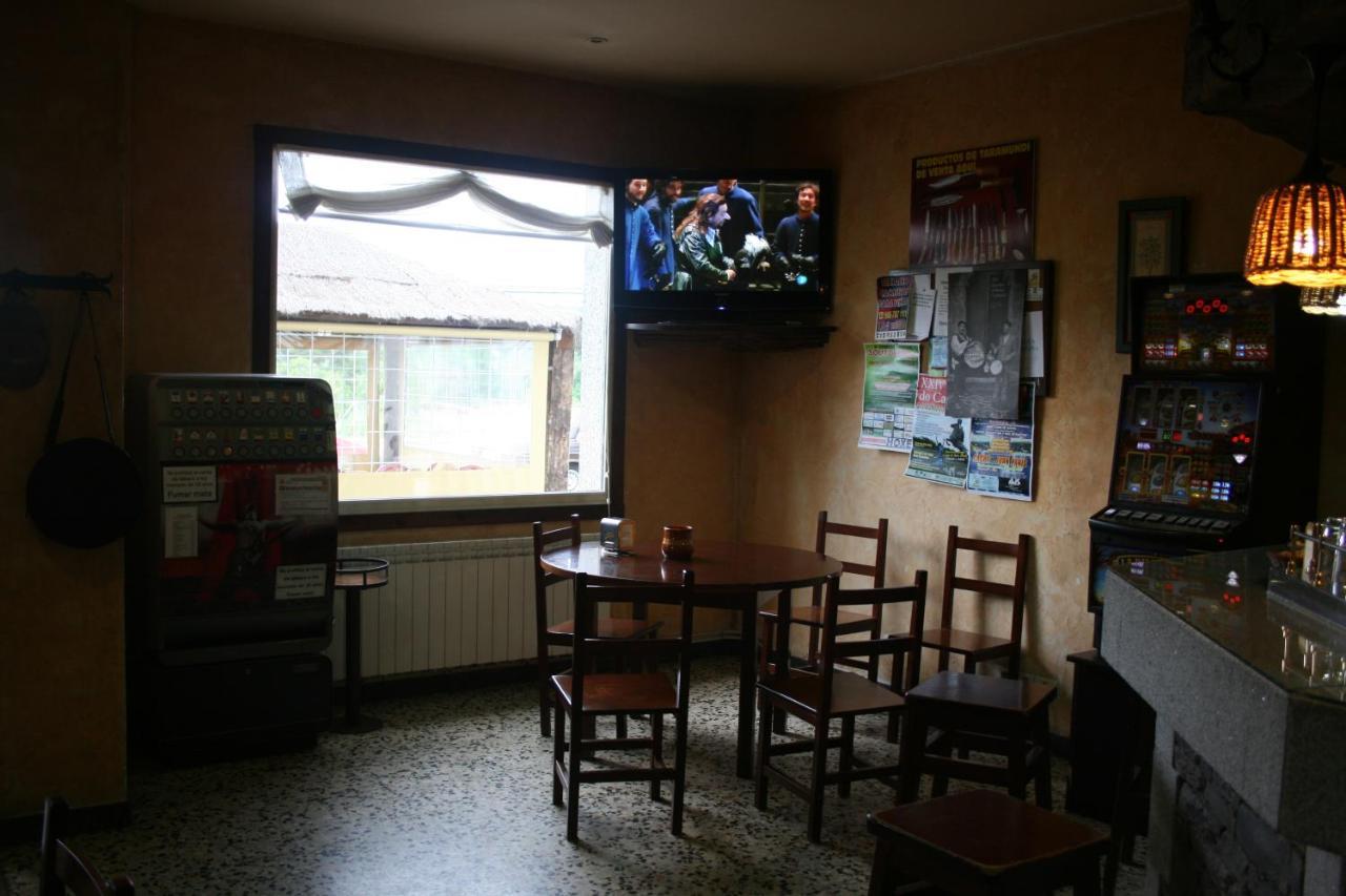 Hotel A Taberna De Vento Lalín Esterno foto
