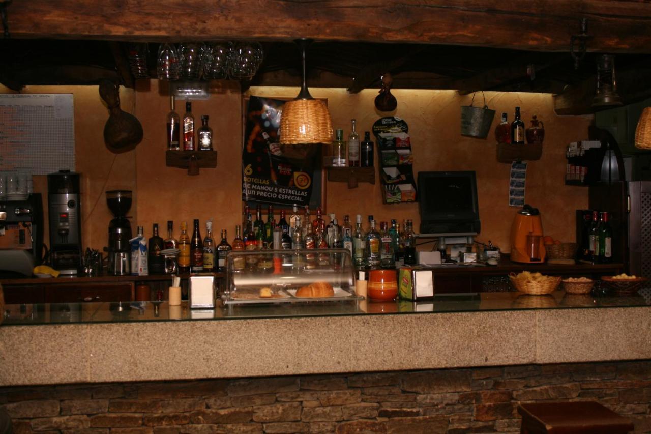 Hotel A Taberna De Vento Lalín Esterno foto