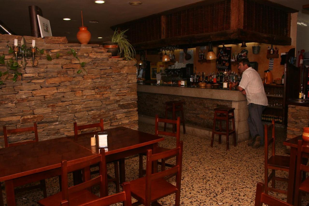 Hotel A Taberna De Vento Lalín Esterno foto