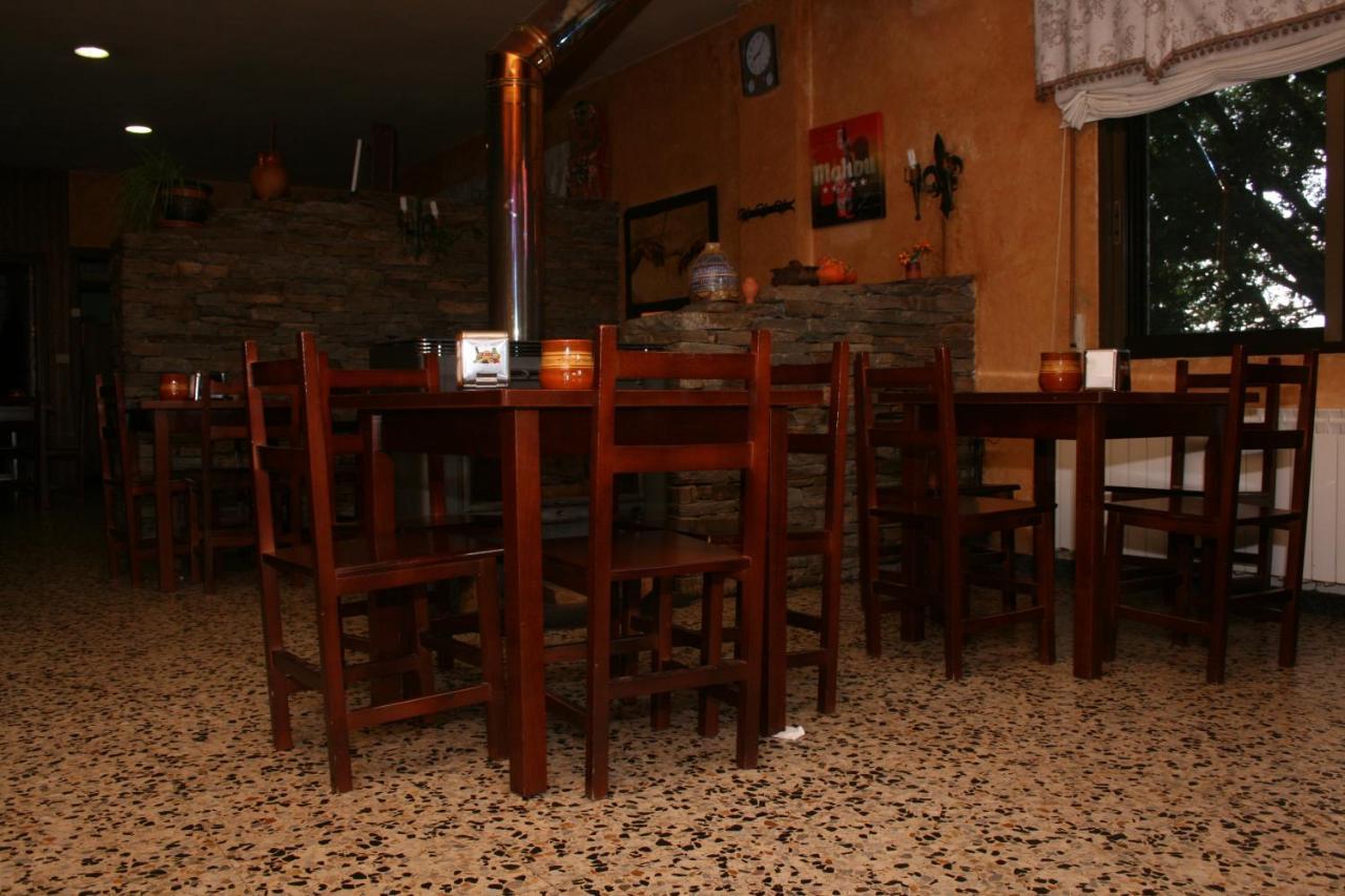 Hotel A Taberna De Vento Lalín Esterno foto