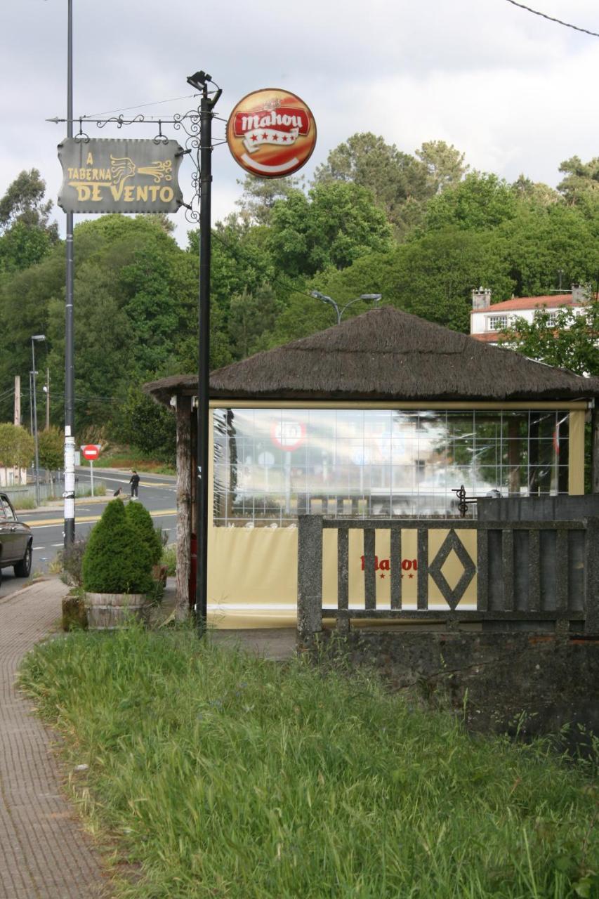 Hotel A Taberna De Vento Lalín Esterno foto