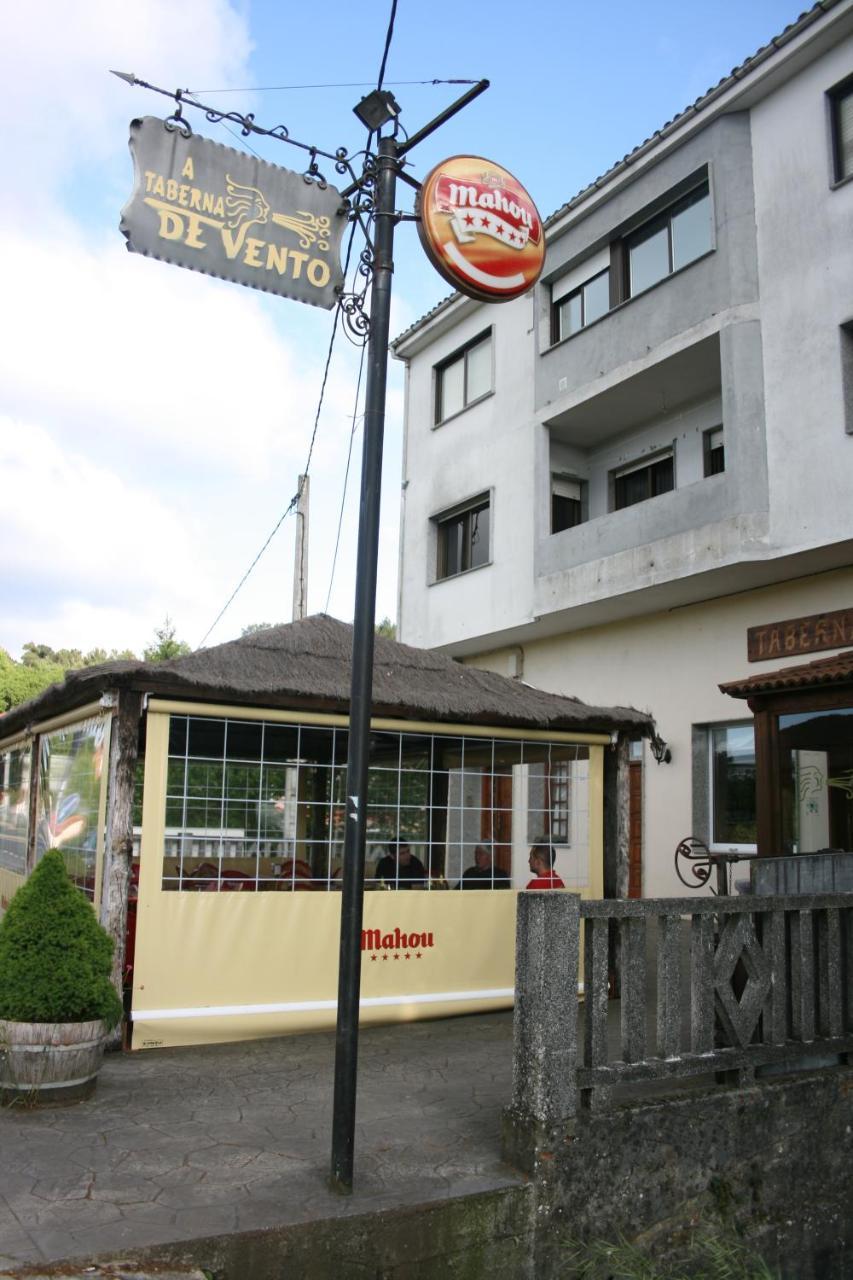 Hotel A Taberna De Vento Lalín Esterno foto